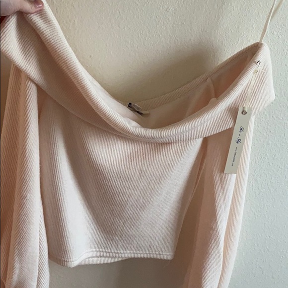 Crop Sweater - Picture 2 of 5